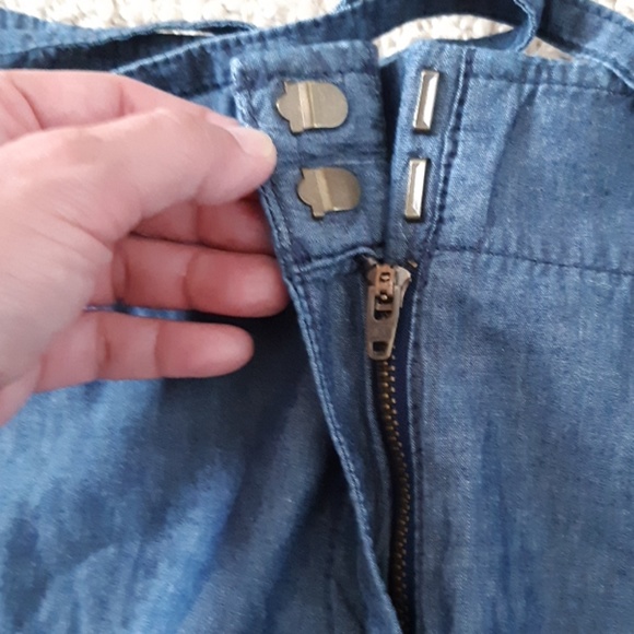 J. Crew City Fit Belted Chambray Shorts size 0 - Picture 6 of 8